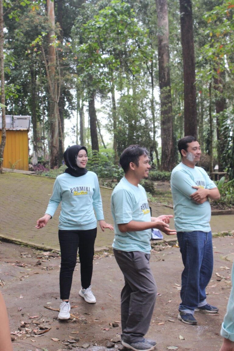 Memilih lokasi outbound Blitar