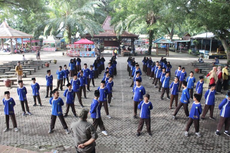 Harga paket outbound Blitar terbaru